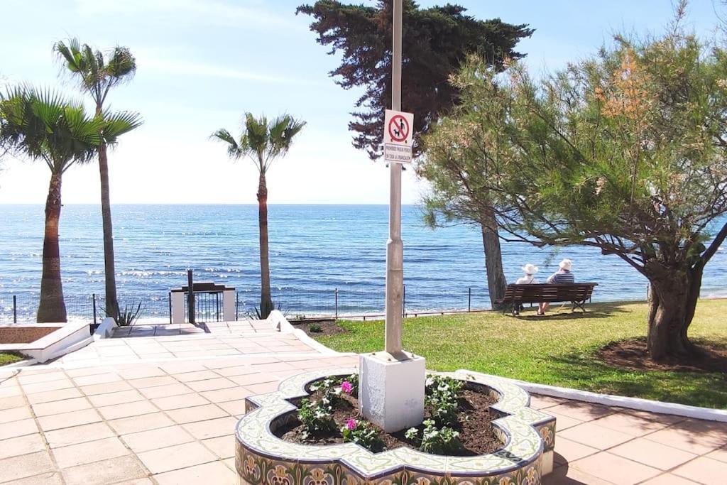 Algaida Beachfront - Seaview Studio Costa Del Sol Apartment Sitio de Calahonda ภายนอก รูปภาพ
