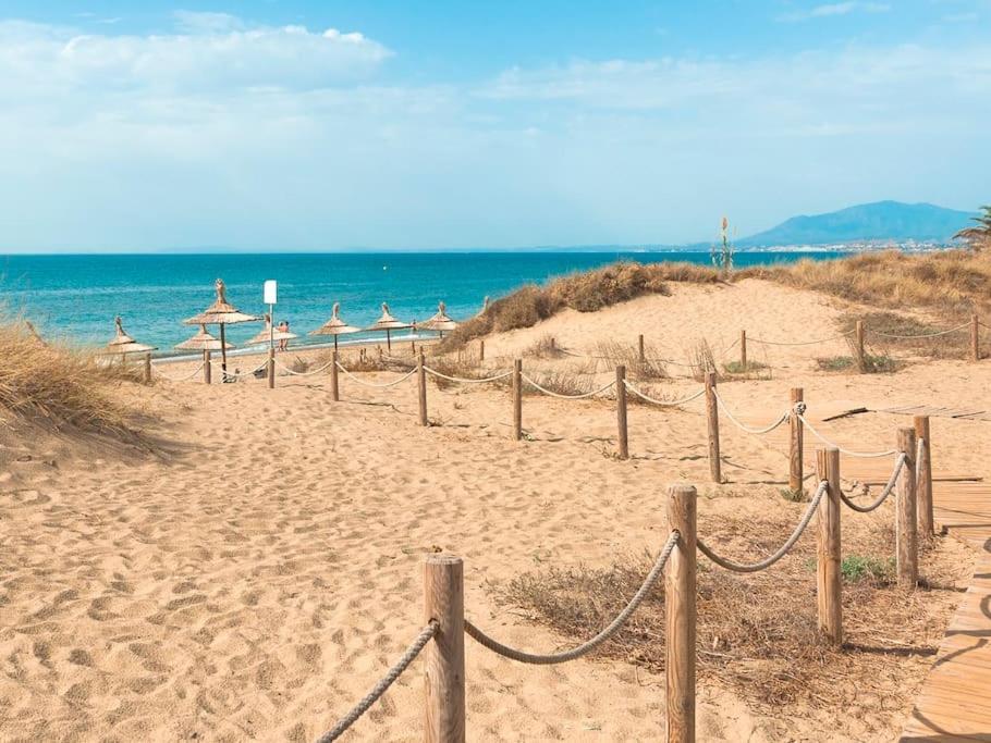Algaida Beachfront - Seaview Studio Costa Del Sol Apartment Sitio de Calahonda ภายนอก รูปภาพ